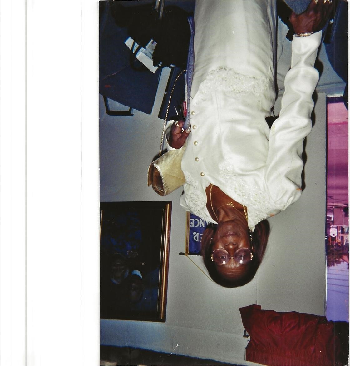 Obituary of Alice Louis