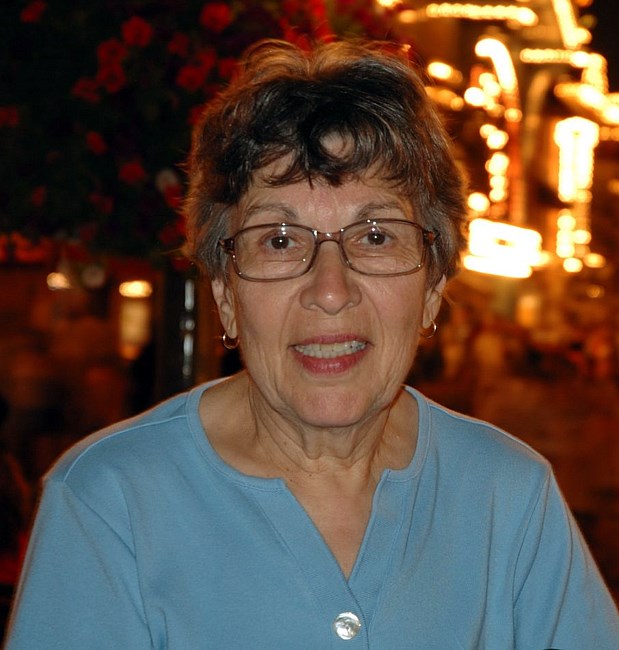 Obituary of Rosemarie M Papa