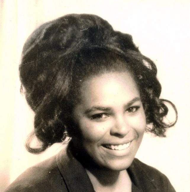Obituary of Phyllis Burwell