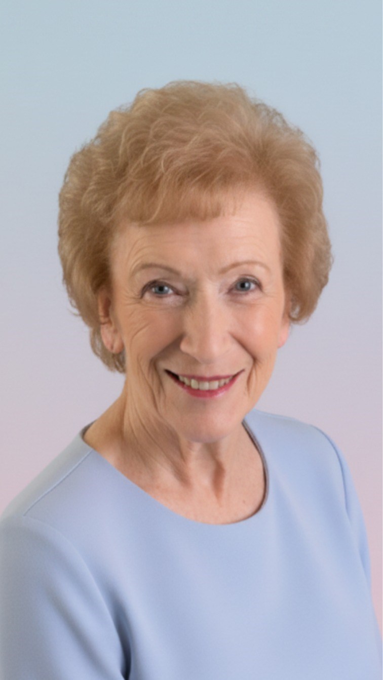 Obituary of Violet Marie Lowande