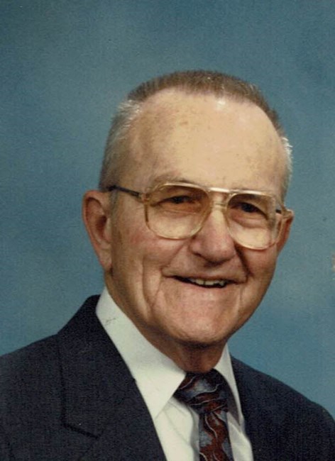 Obituary of Howard "Tiny" E. Paramore