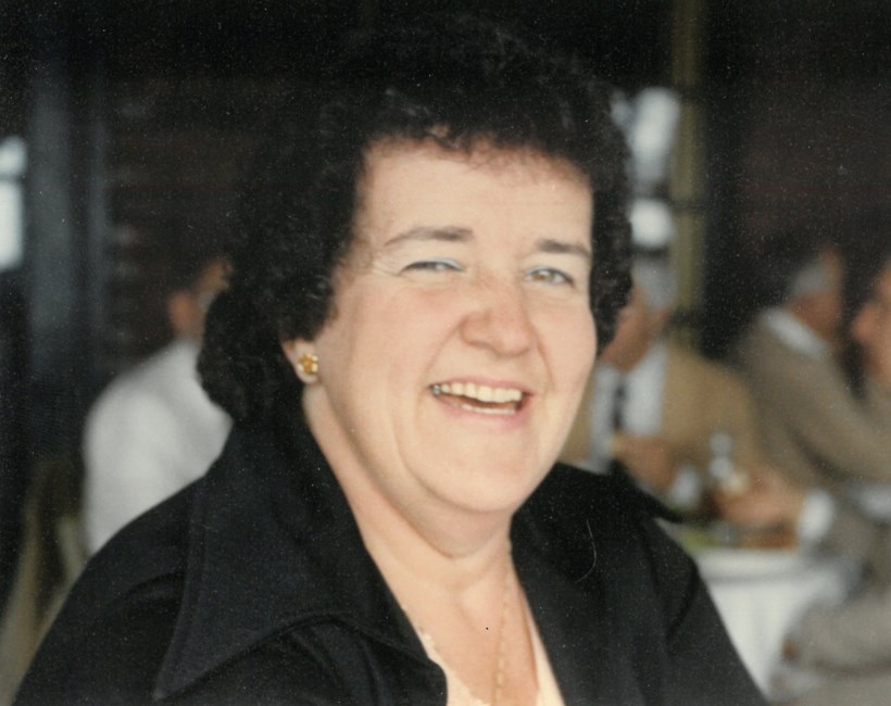 Obituary of Maureen "Mo" McCabe