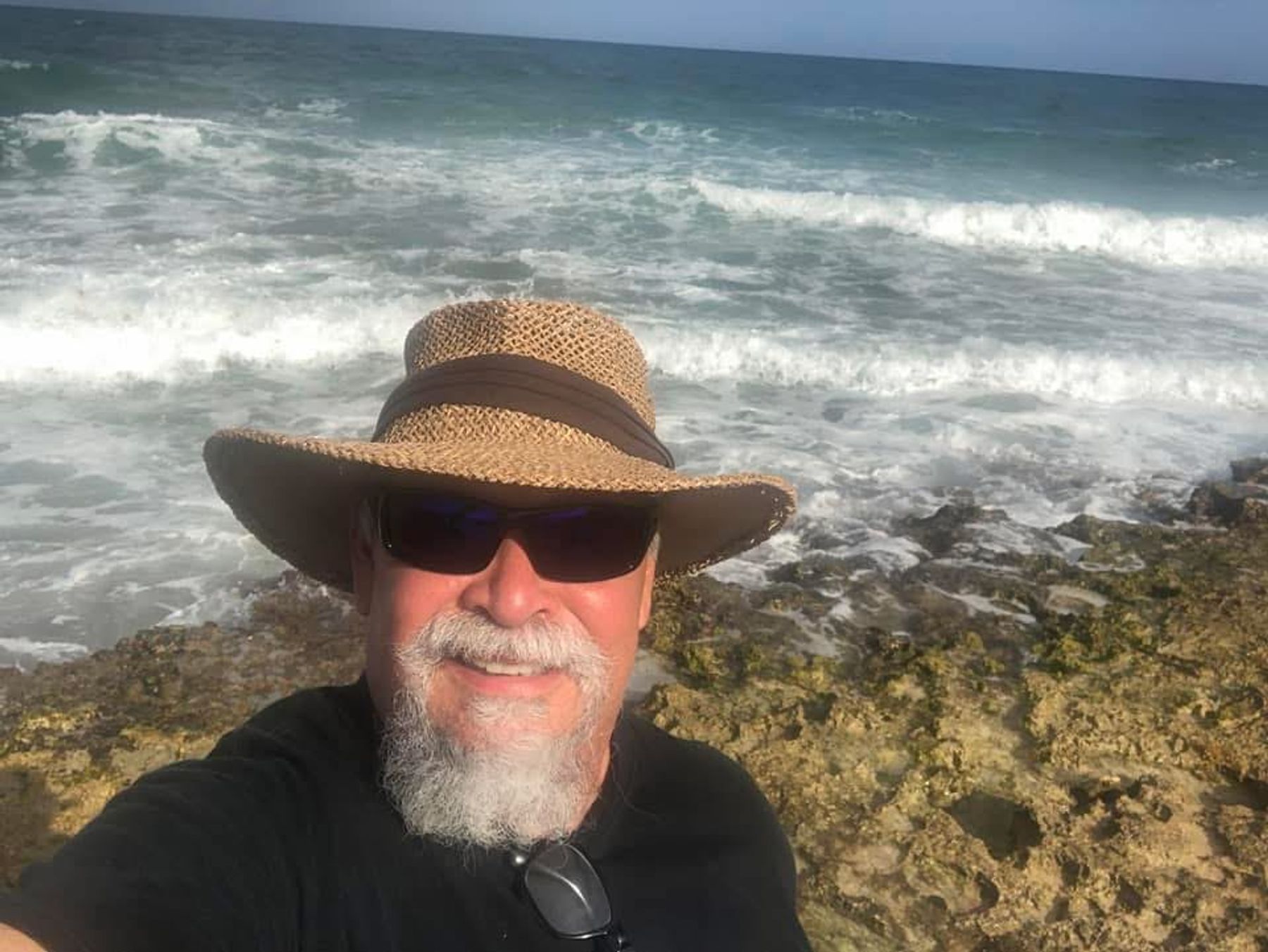 Obituary of Armando Amaro