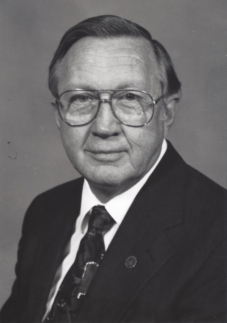 Obituary of Dr. Donald Eugene Simpson