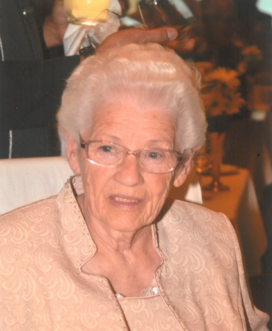 Obituario de Muriel Blanche Monaghan