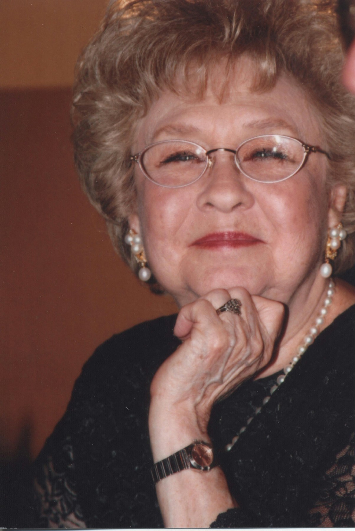 Obituary of Dora A. Castillo