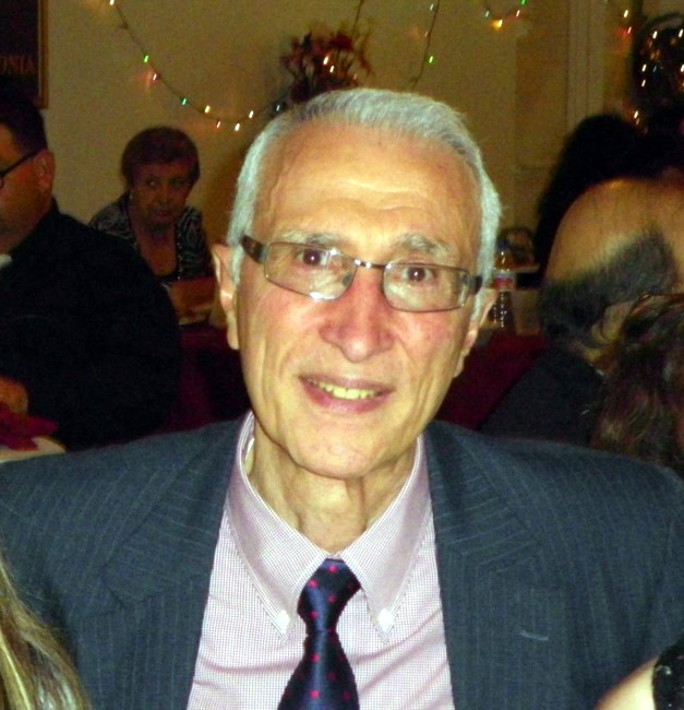 Obituary of Emmanuel N. Roussakis