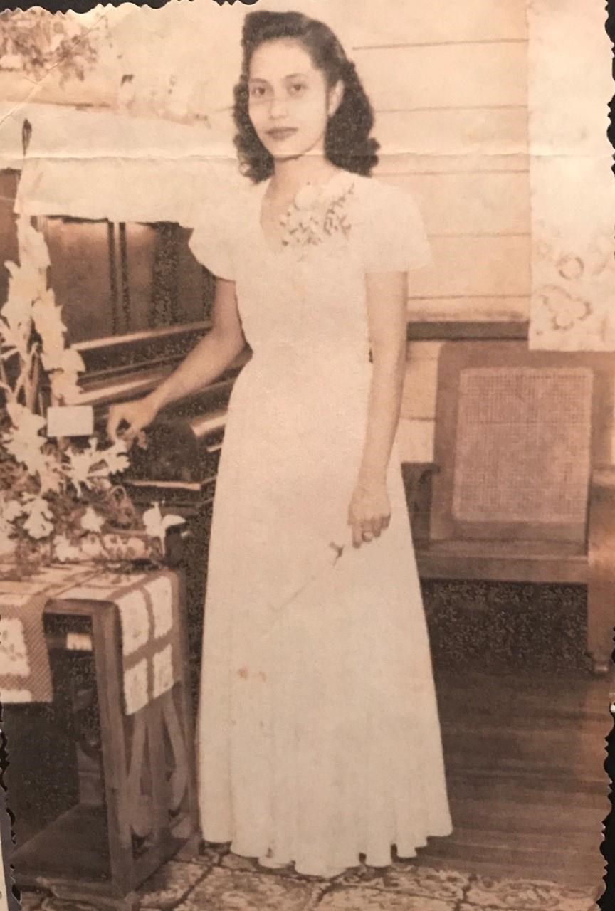 Obituary of Gloria Romero Gonzales