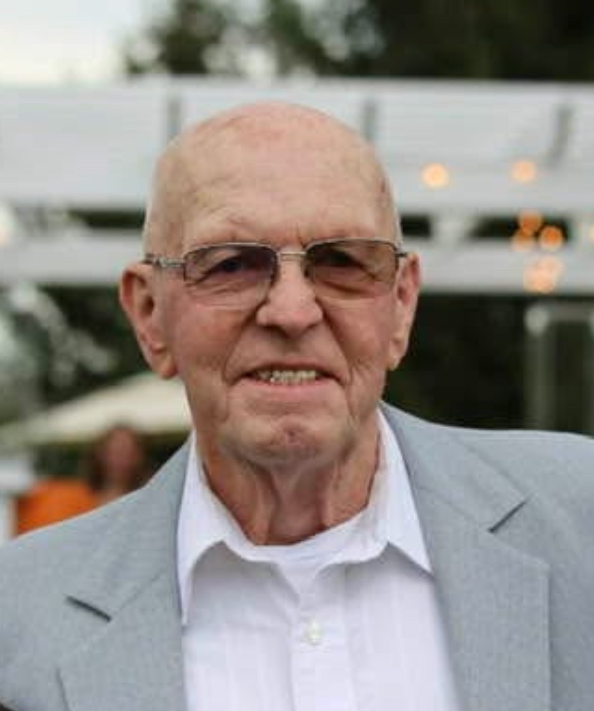 Obituario de Roger A. Wilcox