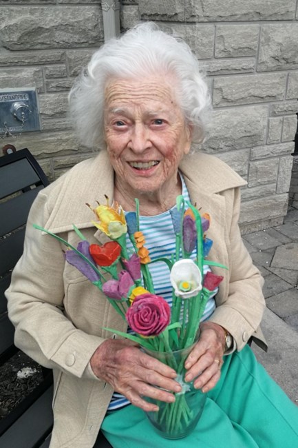 Avis de décès de Katharine Hazel Ross