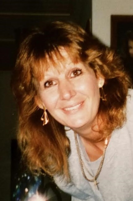 Avis de décès de Helga Christine "Chris" Garrett