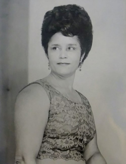Obituary of Felicita Calderon