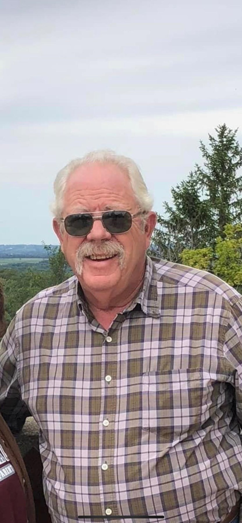 Obituary of Richard Eugene Ellsworth