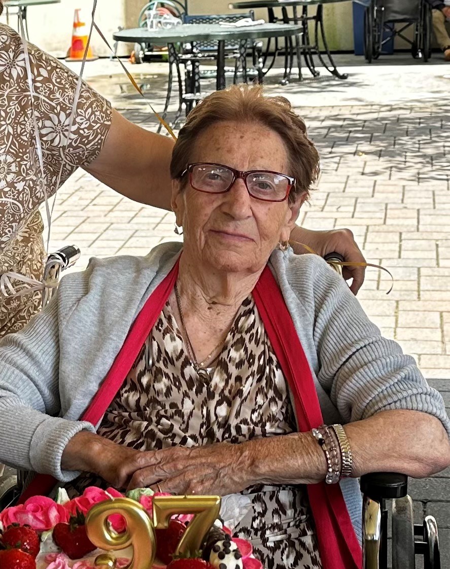 Obituary of Angela Avenia