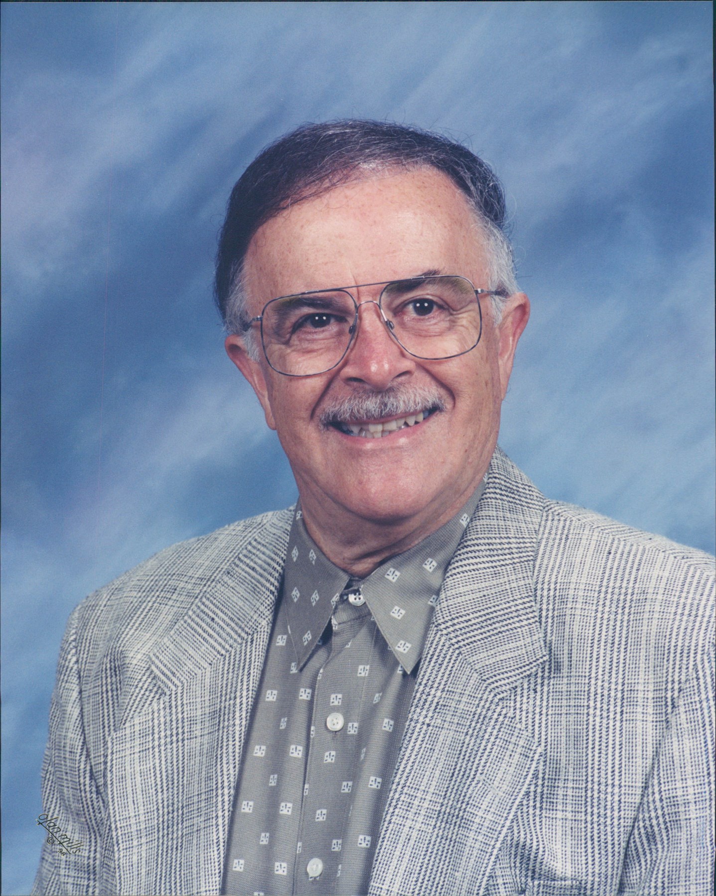 Obituary of Charles "Chuck" Barnett