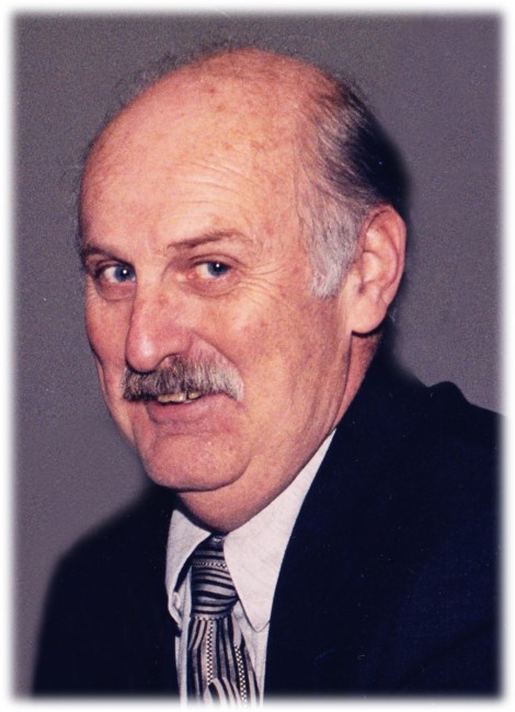 Obituary of Robert E. Head