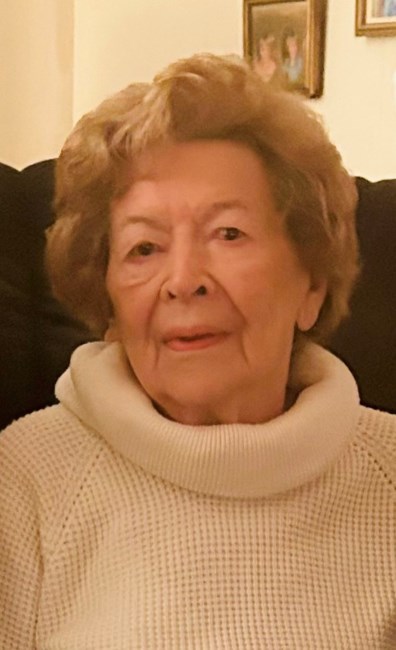 Obituary of Helen H. Dacey