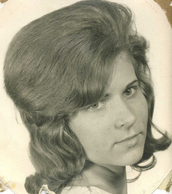 Obituary of Robbie Sue Martin Barrett