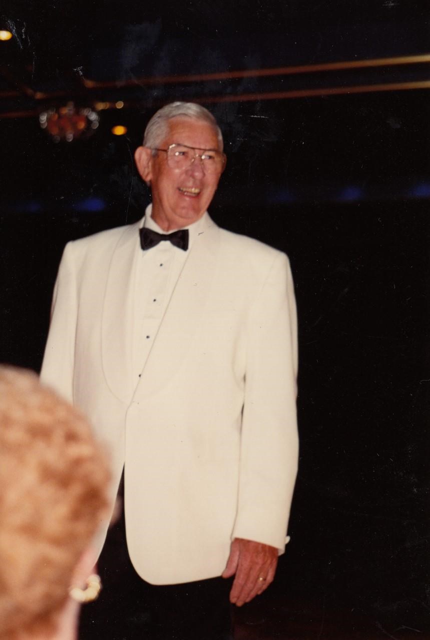 Obituary of Howard "Bill" L. Thrower