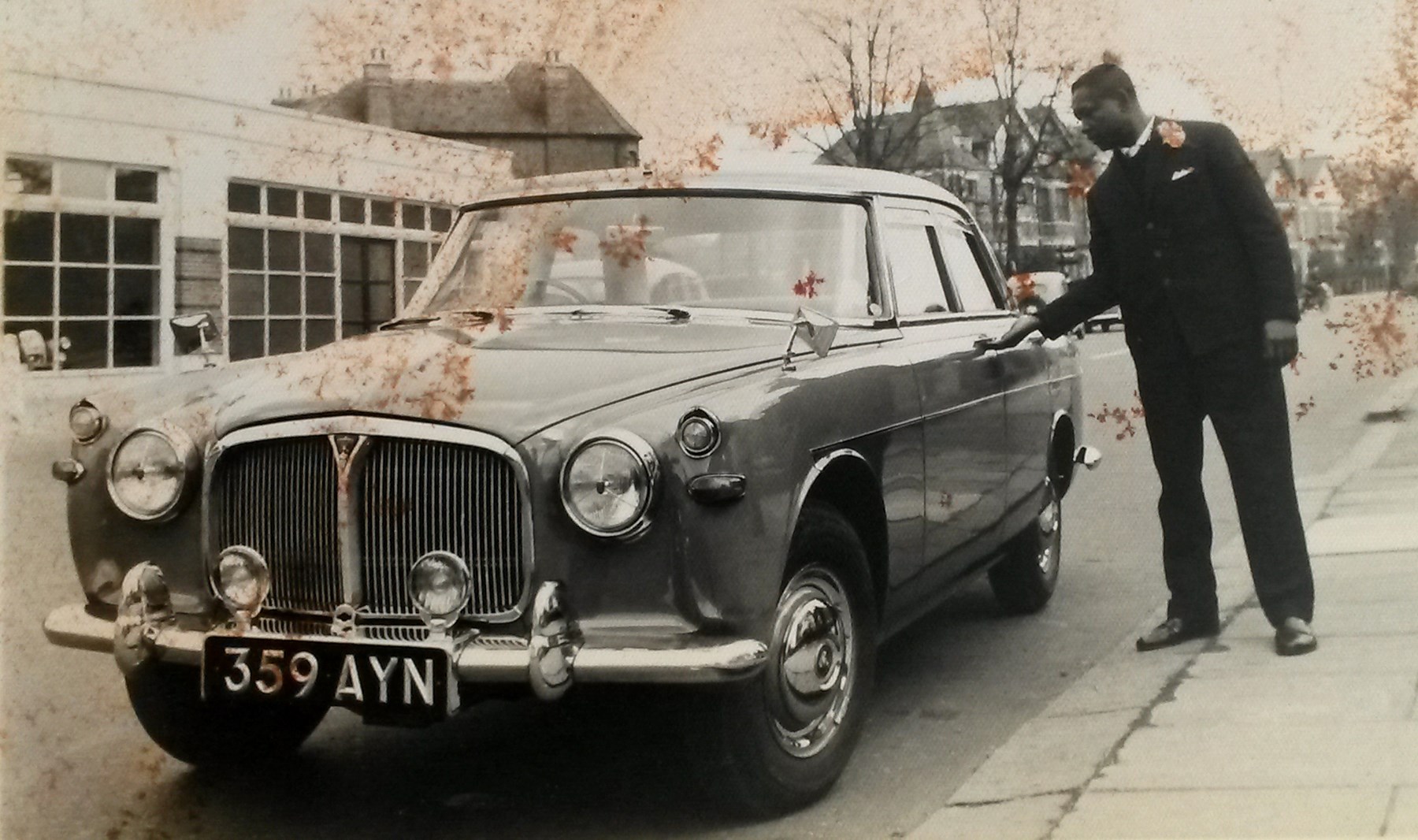 Obituary of Vivian Leopold Miller