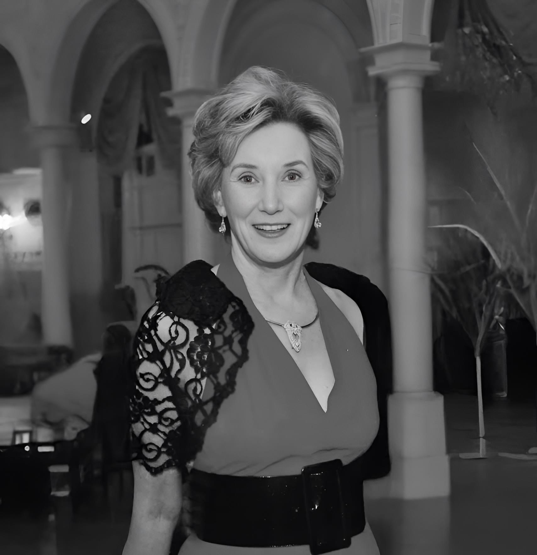 Obituary of Mavis R. Cahoon