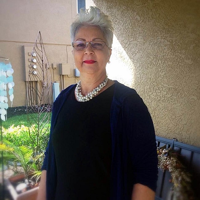 Obituary of Lynda G Calcaño