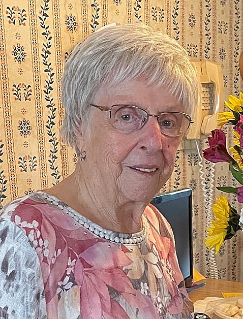 Obituary of Julia Sacheck