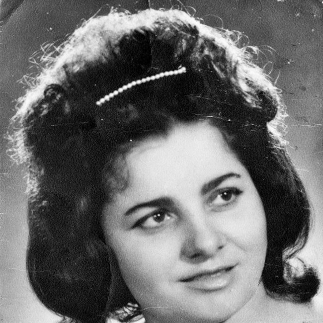 Obituario de Konstantina Politis