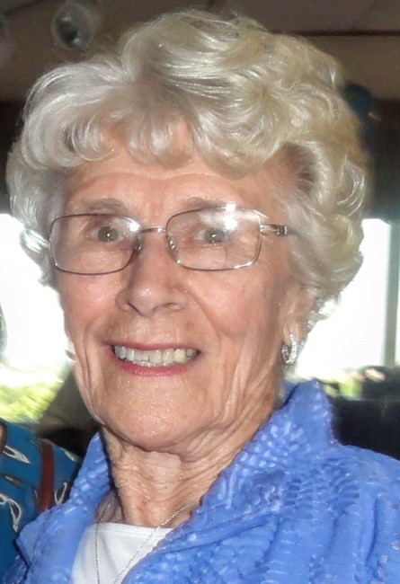 Obituary of Mildred Molnar Svoboda