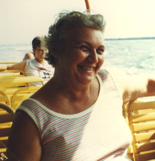 Obituary of Carol G. Raymond Thompson