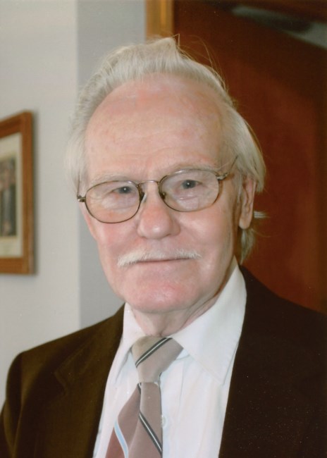 Obituary of Emerald Lewis Dodds