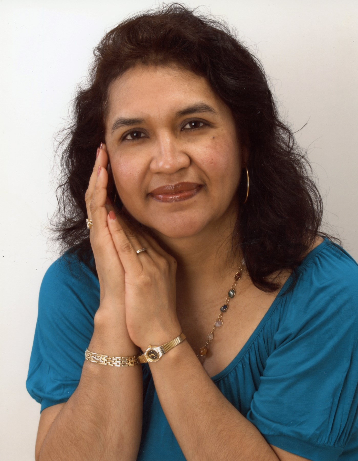 Maria Ines De La Paz De Flores Obituary - Bakersfield, CA