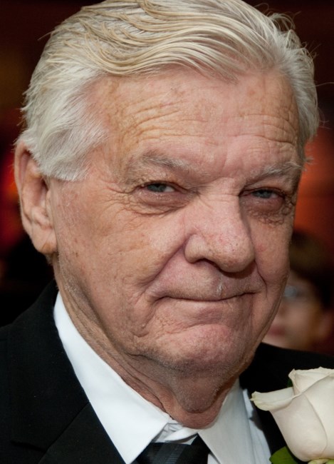 Obituary of Kenneth L. "Chris" Christianson