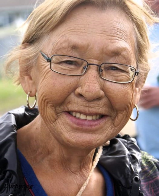 Obituary of Doris May Caplin Metallic