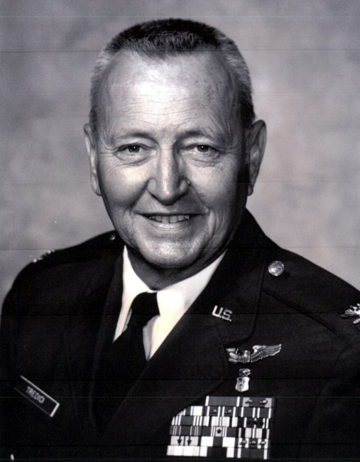 Obituario de Col. Thomas J. Tredici