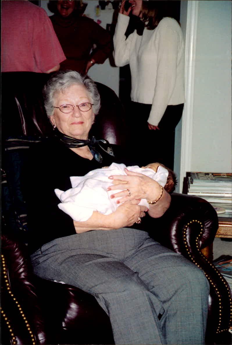 Obituario de Marjorie Ellen Douglas