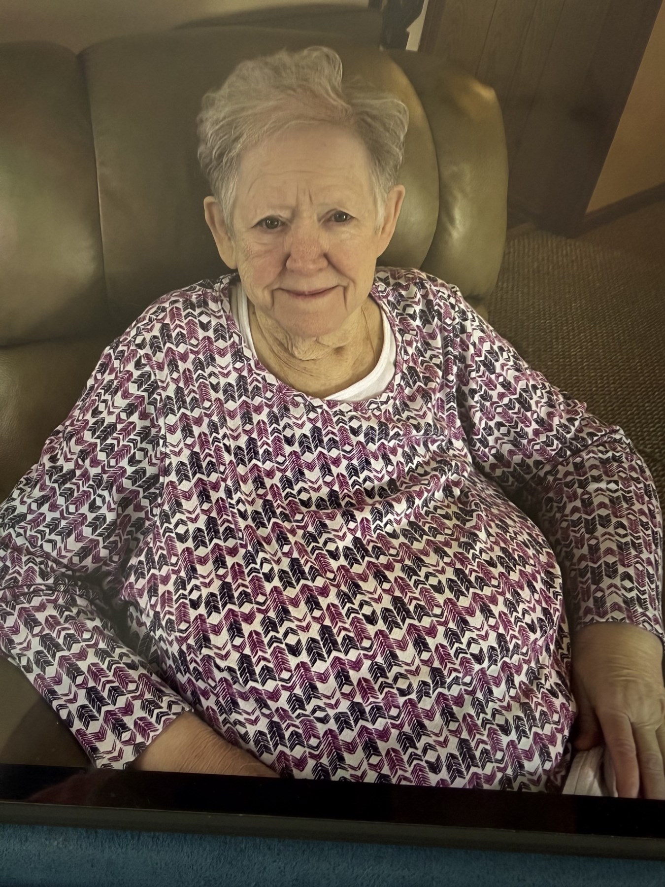 Obituary of Gloria Raines