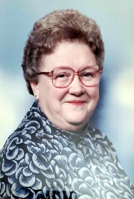 Obituario de June B Mallette