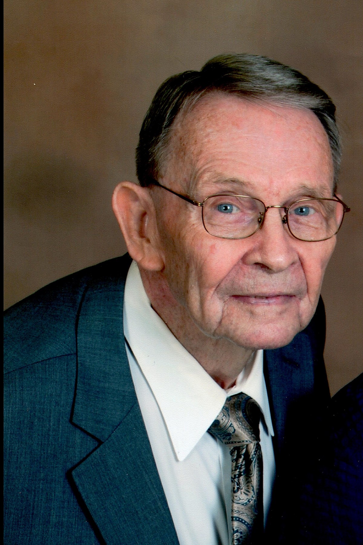 Avis de décès de William "Bill" F. Kelly II