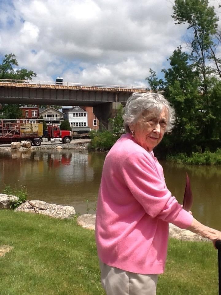 Obituario de Elizabeth V. Ribarchek