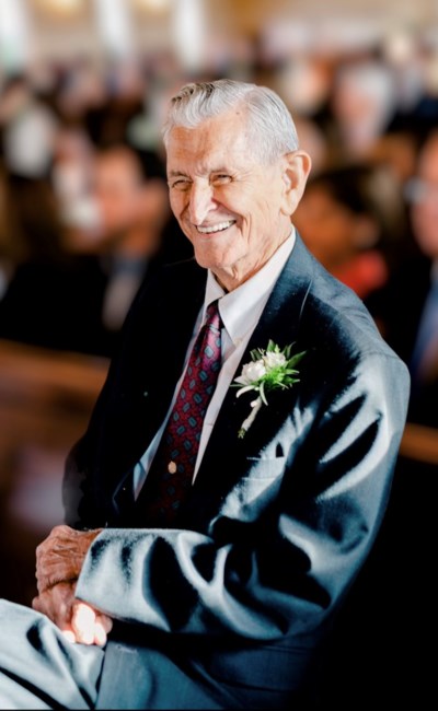 Obituario de Billy Thomas Crowder