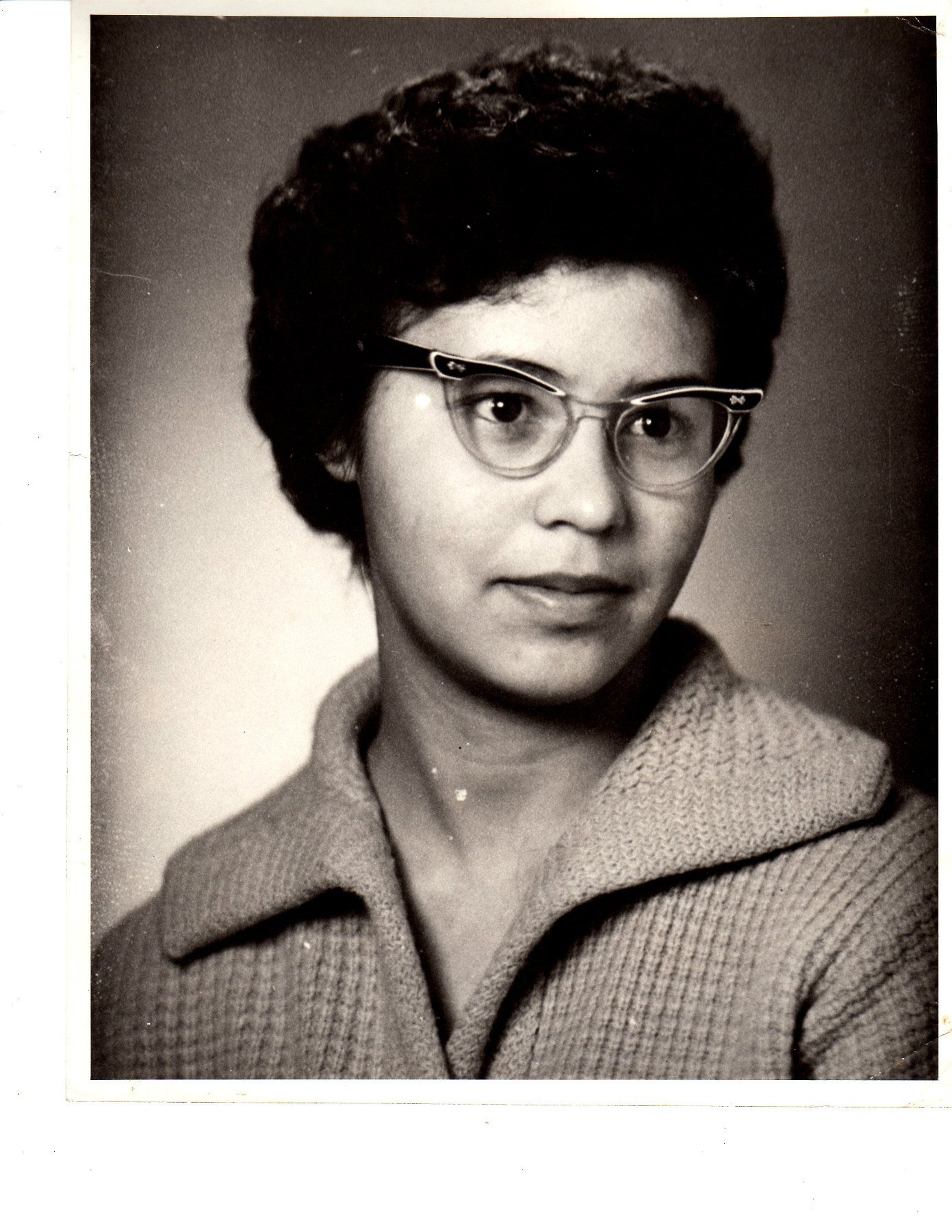 Obituary of Mary Delores Flores