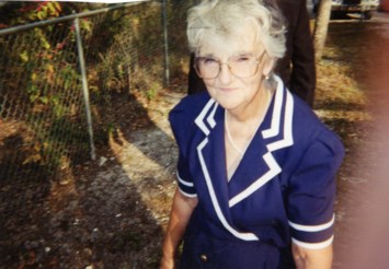 Obituary of Elizabeth A Halle