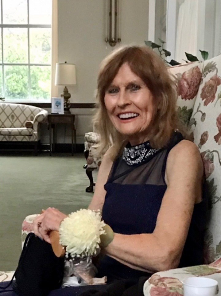 Obituary of Dottie M. Bell