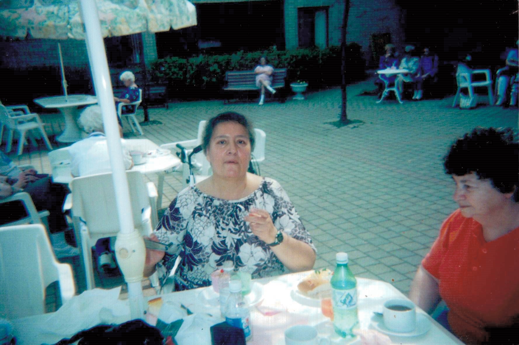 Obituario de Charlotte Stevens