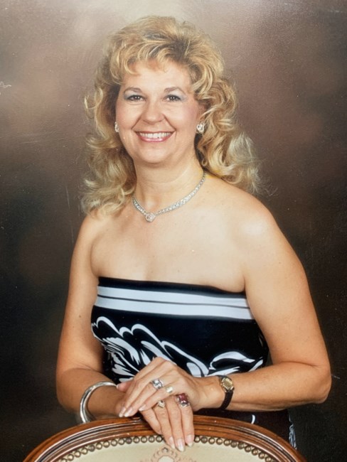 Obituario de Carolyn Elaine Knapp