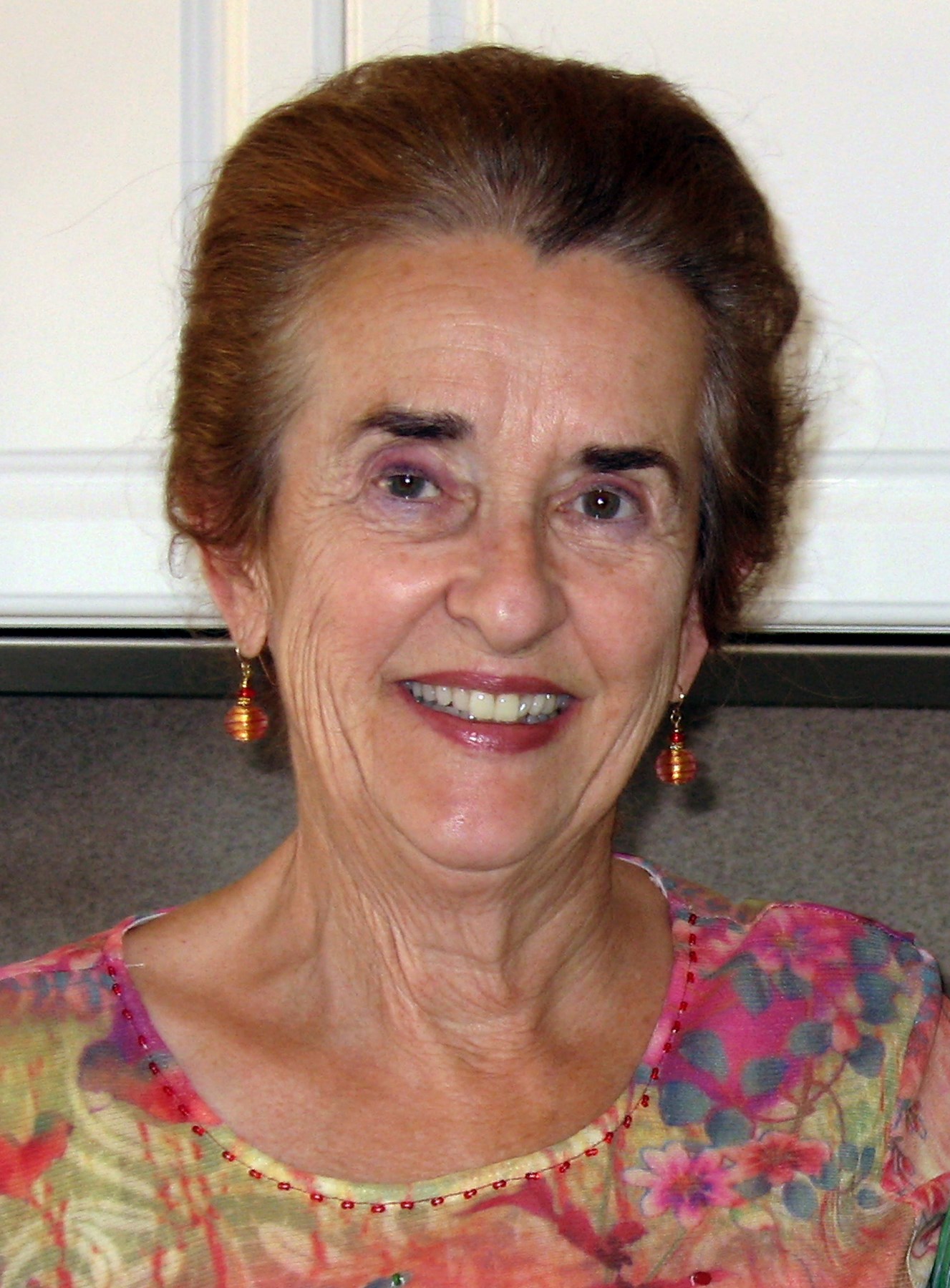 Obituary of Violet Domikia MacDonald