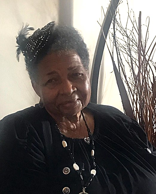 Obituary of Maxine S. Smith