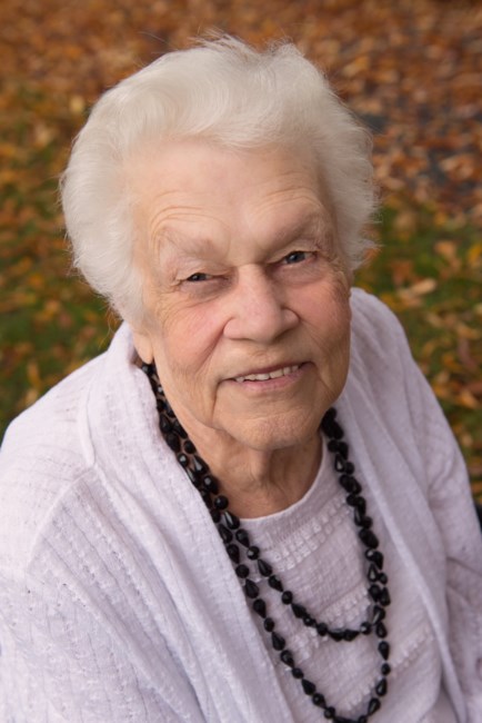 Obituary of Lily Hirschfeld