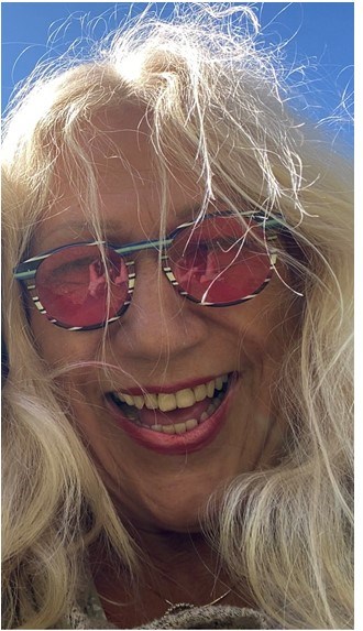 Obituary of Christine F. Pläeschke-Anderson